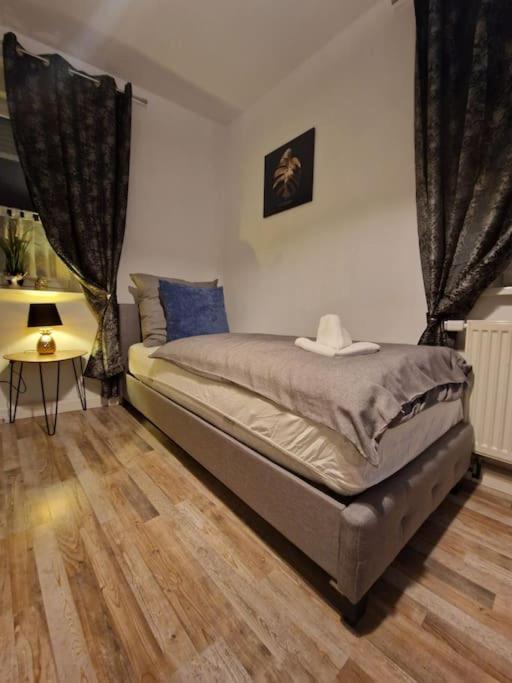 Apartment Del Pueblo Weiden in der Oberpfalz ภายนอก รูปภาพ
